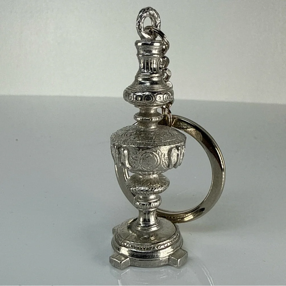 Kirk Stieff pewter keychain Elegant Silver Key Holder